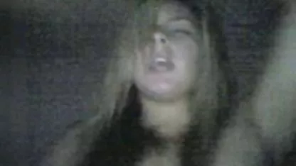 Chica sexy pelirroja folla en la cocina con un cholitas xxx calientes fontanero trabajador