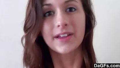 Morena Amara cholita cogiendo Romani obtiene su culo sobre una enorme polla