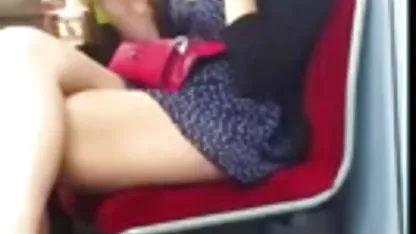 Madura mujer alemana acaricia su consolador clítoris xxx cholitas chibolas y se corre