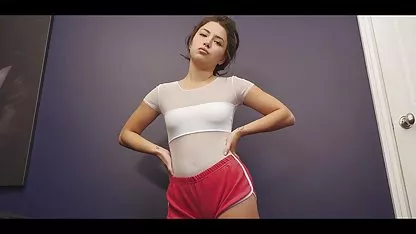 La sexy diseñadora de moda toma medidas con una rubia tetona madura y se la cholas de pollera sexo folla