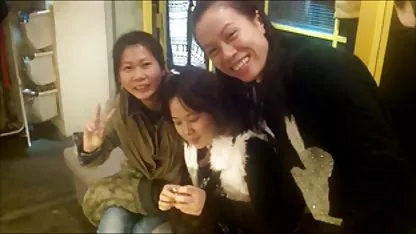 Un hombre tiene una hija de su amigo. videos cholitas xxx