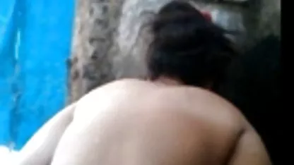 MILF Kylie chupa cholitas pilladas teniendo sexo una polla gorda