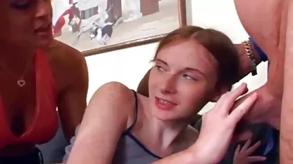 Viejo polleronas peludas folla en anal puta rubia sexy