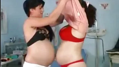 Cualquier video sobre sexo, le da un placer especial. Pero esta trama es algo adorable, porque el papel principal lo desempeña una chica sexy y joven, a la vista pornos de cholitas bolivianas de que un miembro en sus pantalones comienza a acariciar con lujuria.