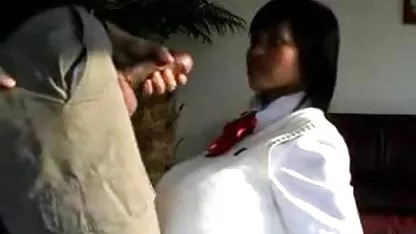Hombre maduro dispara video cholita peruana xxx casero con una joven rubia en cámara