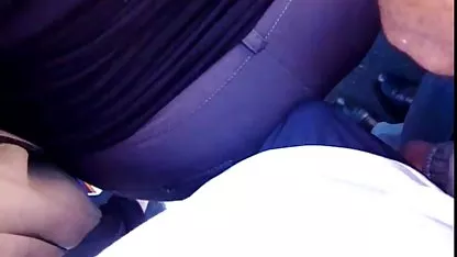 Secretaria Karlee culiando a mi chola Grey con coño peludo folla a jefe