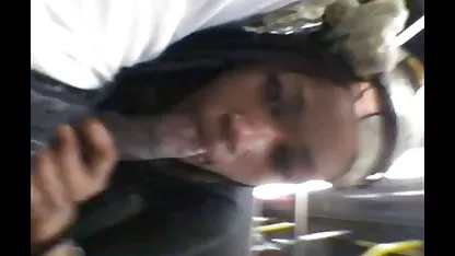 Masajista sexy tetona vertió aceite en el cliente y se xxx cholitas peruanas la follan