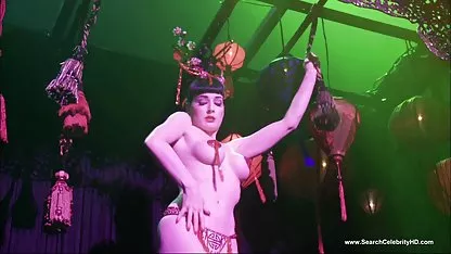Rubia puta cholitas desnudas bolivianas montando turista rusa