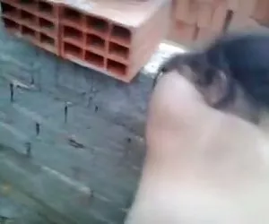Ambos hoyos de la sexy babe están llenos cochalasxxx de juguetes.
