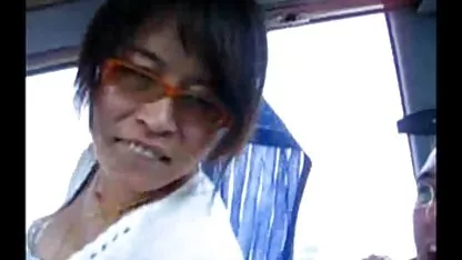 Rubia tetona cholitas bolivianas borrachas y lujuriosa le escupe el coño con juguetes sexuales