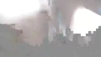 Tres tipos de barriga grande chola peruana cachando follan a una perra en sus agujeros calientes