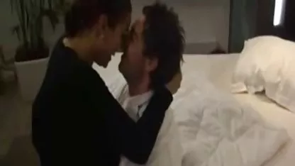 A paceñas borrachas la nena le encanta la mamada, pero a ella le encanta aún más cuando, antes del sexo, los hombres se lamen la gorra. Ahí es cuando la mierda será temperamental.
