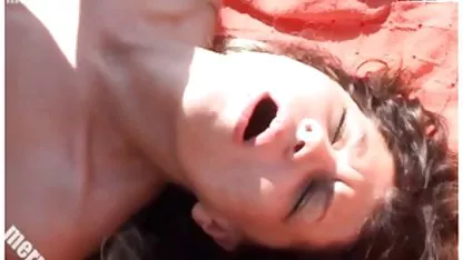 Cutie cholitas xxxx adolescente folla en la cama con crustáceos