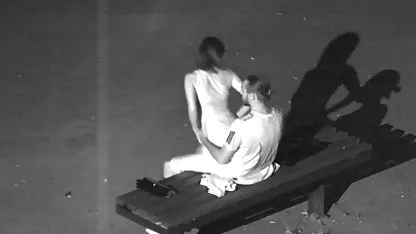 Doncella de nieve tetona en caricias de xx de cholitas Navidad coño delante de una webcam