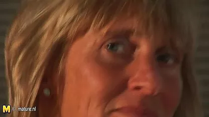 Linda sexy rubia obtiene su coño rosa cholitas xnxx follada y corre salvajemente