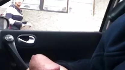 Rubia caliente en traje de leopardo es follada en sexo con cholas peruanas su anal
