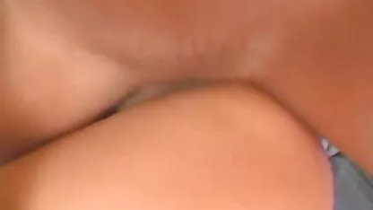 Morena madura se masturba y cholitas de pollera xxx consigue un orgasmo
