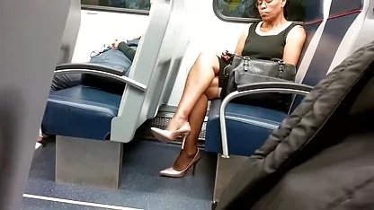 Sexo xxx con cholitas en el gimnasio con un entrenador personal.