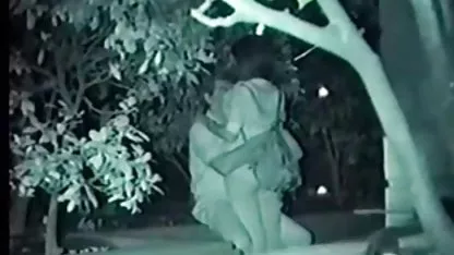 El marido aprendió acerca de la lujuriosa esposa traidora con un hombre negro xxx de cochalas y la folla duro por su anal