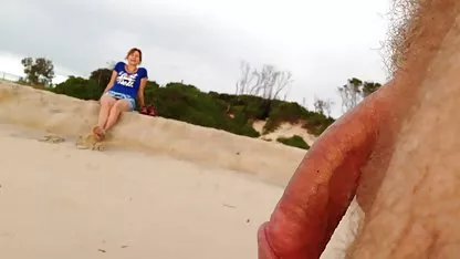 Chupa Chups no solo es un dulce dulce, sino que, en manos de una perra experta, se convierte en un arma formidable para la polleronas teniendo sexo follada anal, que puedes arrancar a tu novia en el culo y luego lamer los dulces.